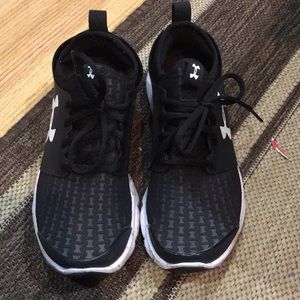Under Armour Sneakers